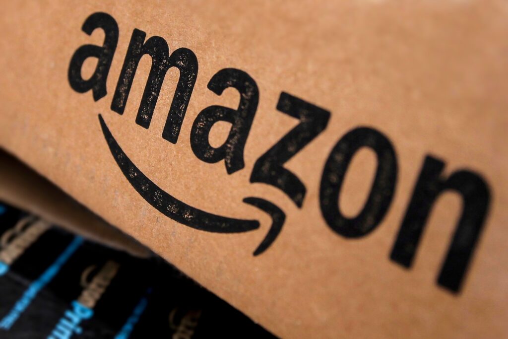 box with Amazon logo